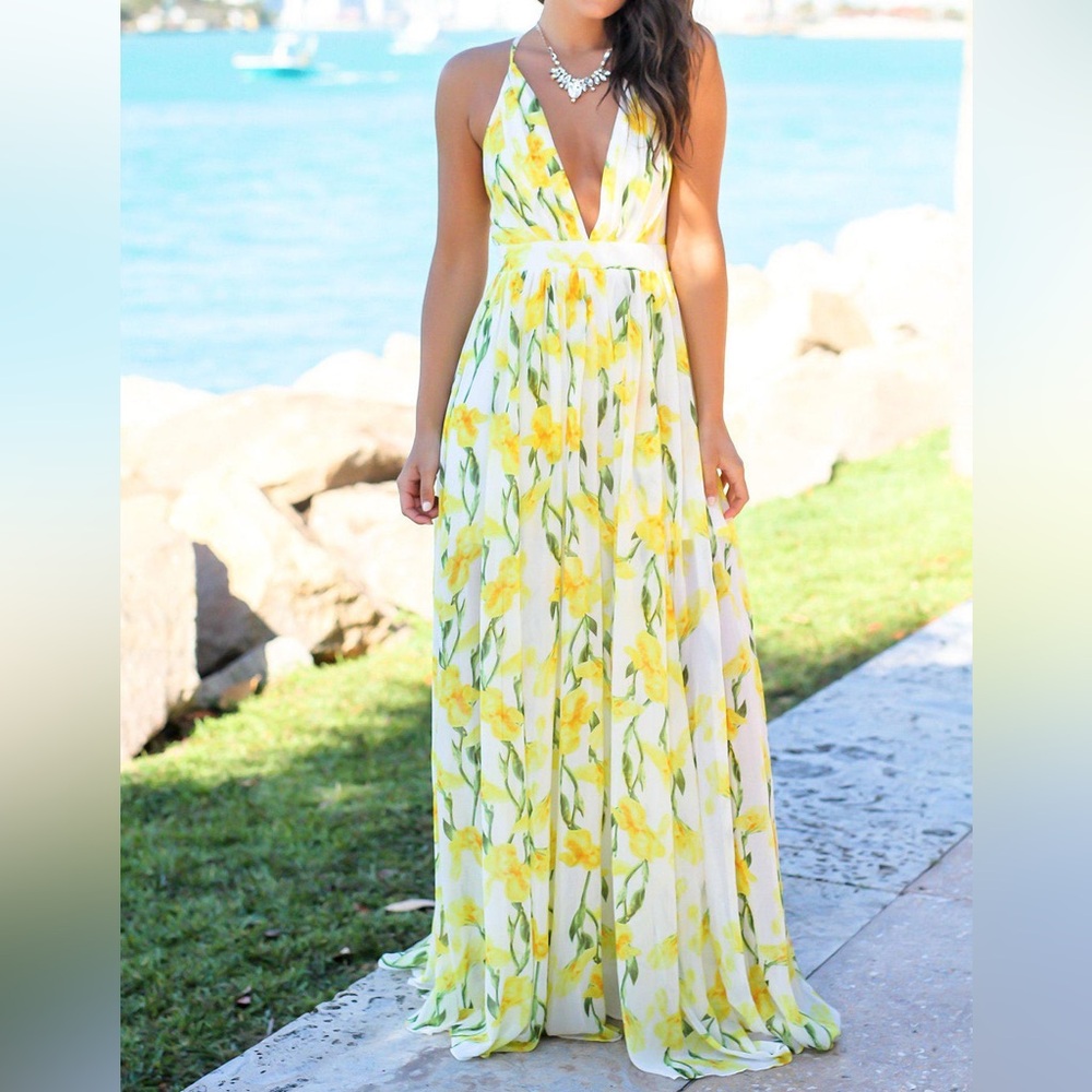 Ever After White Yellow Floral Maxi Dress Size S NWT